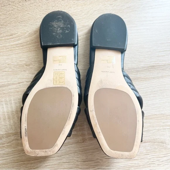 Tory Burch Kira Quilted Perfect Black Criss Cross Sandals Leather Flat Size 8 - Picture 2 of 8